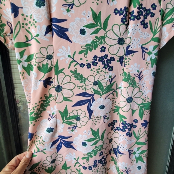 KATHERINE WAY Floral Mini Gold Dress Stretchy Short Sleeves XS Pockets Pink - Picture 8 of 11